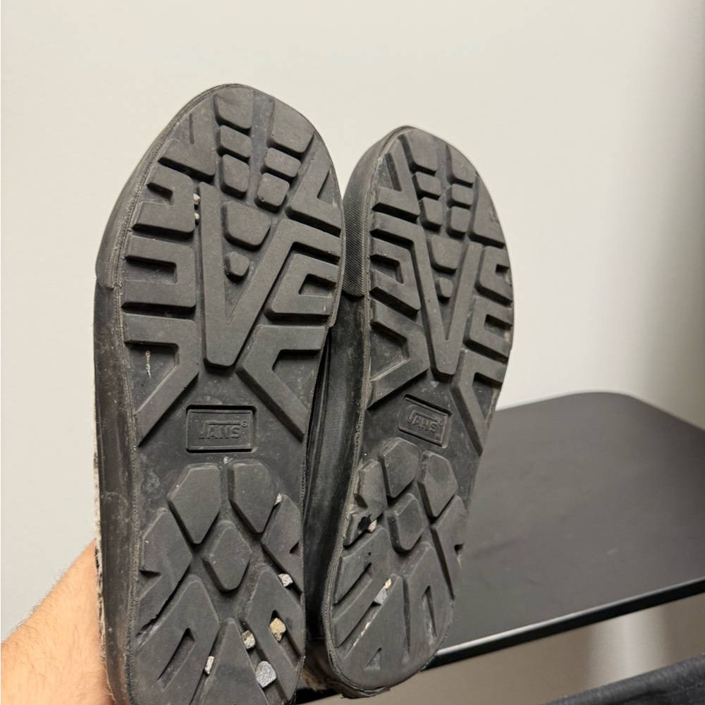 Vans Black and White Slip-On Shoes - Picture 4 of 4